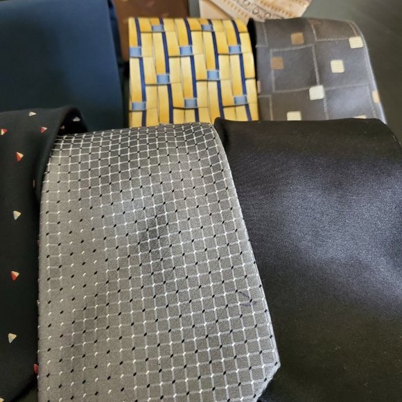 Lot of 11 Brand Name Men's Ties 100% Silk Nicole Miller X'Andrini Geoffrey Beane - Picture 3 of 12